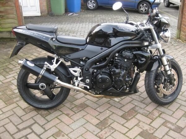 Triumph Speed Triple 955i Performance motorbike exhausts by Carbon Can Co uk 1